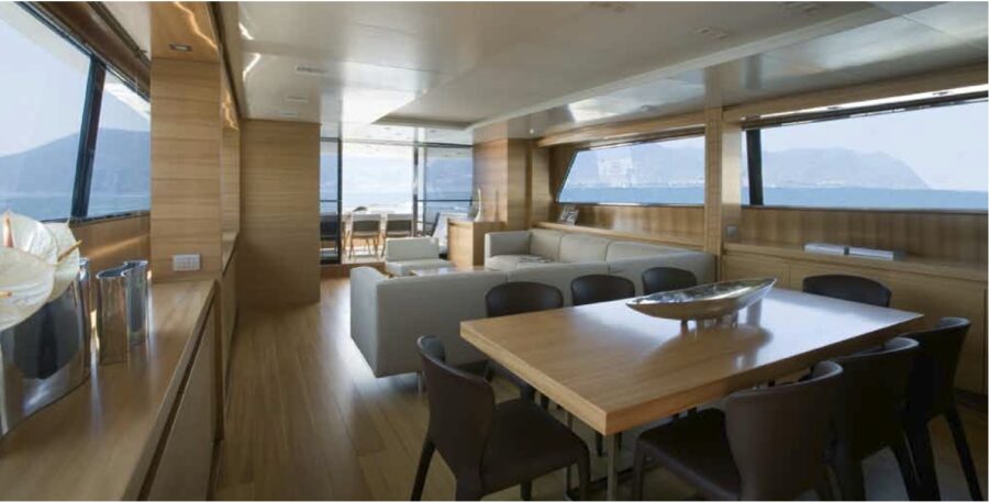 Arredi per barche, i migliori nascono  in montagna e sfociano in mare