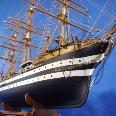 Castellanza respira "Aria di mare"  con la mostra dei modellisti dell'Anvo