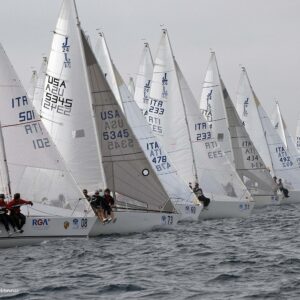 Campionati europei classe J24,  il Club nautico Arzachena salpa in testa…