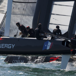 America’s Cup World Series di Venezia,  il primo giorno è sotto il segno di Peyron
