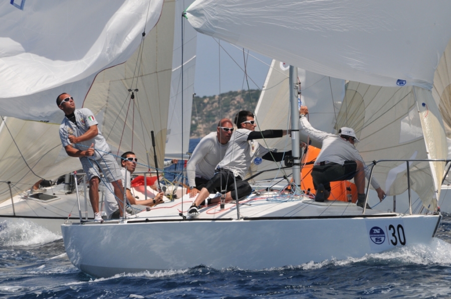 Dopo il titolo italiano La Superba  conquista anche l'europeo ai campionati J24