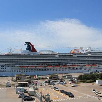 Olbia festeggia l'arrivo della Breeze,  la nuova ammiraglia di Carnival Cruise Line