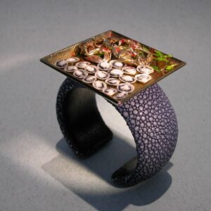 I piatti di mare sono così preziosi  da portarli al dito, al polso, al collo