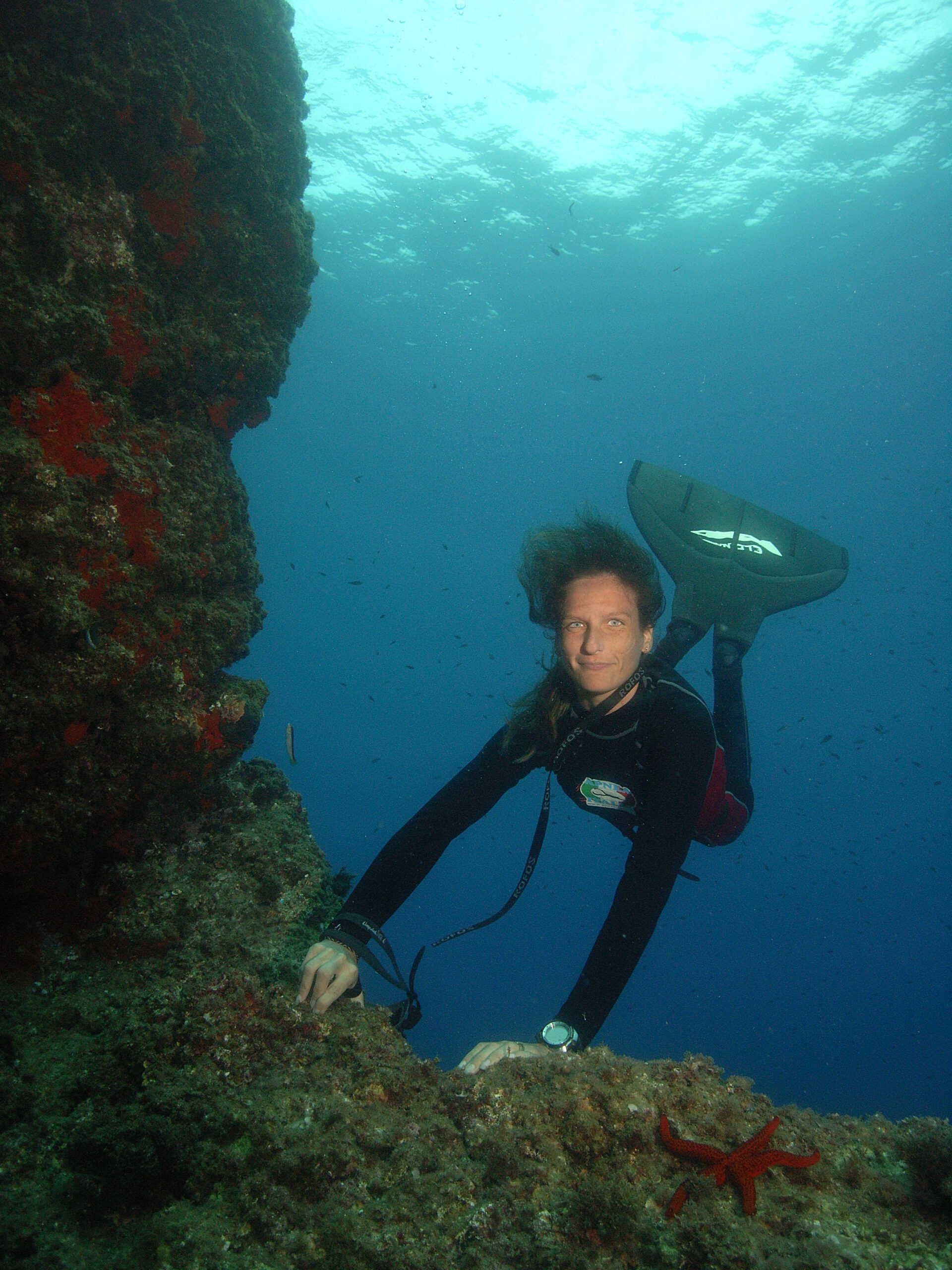 Bacio in apnea, a Zoagli miss e mister sub assistono all’assalto del record