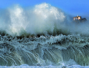 Le più incredibili burrasche in mare  fotografate da Wave watching
