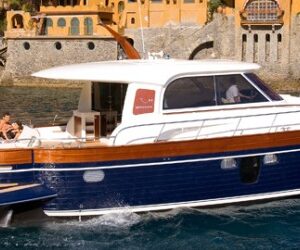 Apreamare 64′, il gozzo sorrentino  nella sua forma più evoluta