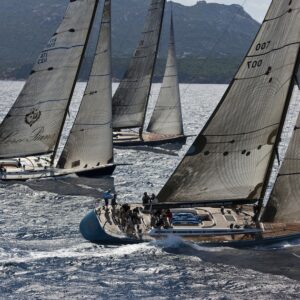 Loro Piana Superyacht Regatta,  lo stile naviga a vele spiegate