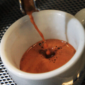 Caffè e acqua di mare, una miscela  che sa regalare emozioni uniche