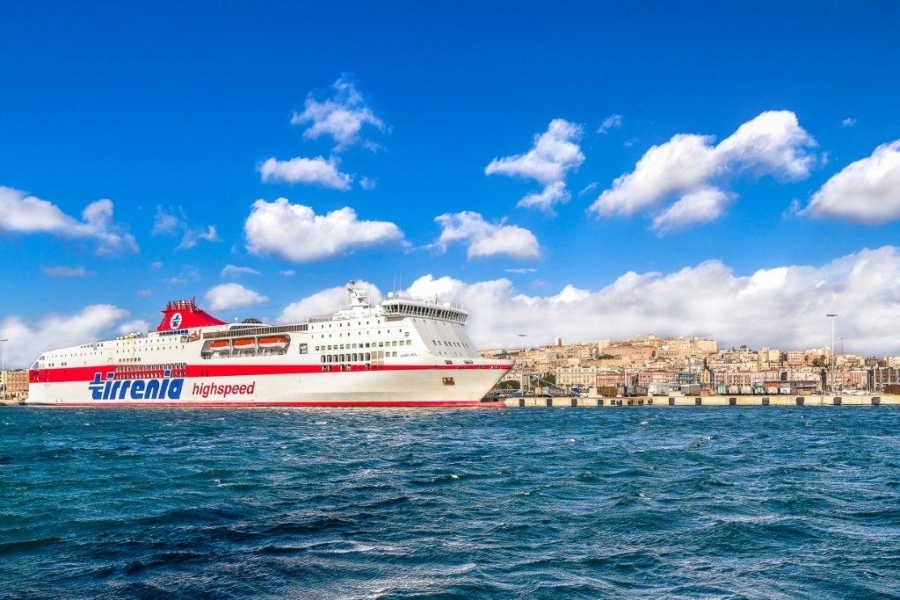 Il traghetto si paga a rate  con l'offerta di Tirrenia e Findomestic