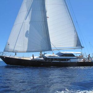 Chi l’ha detto che una vacanza  in veliero è un sogno irrealizzabile?