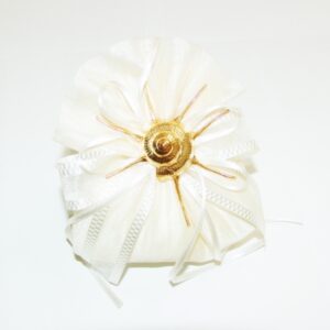 Anna Cataldo, le bomboniere che celebrano  il matrimonio perfetto fra conchiglie e oro