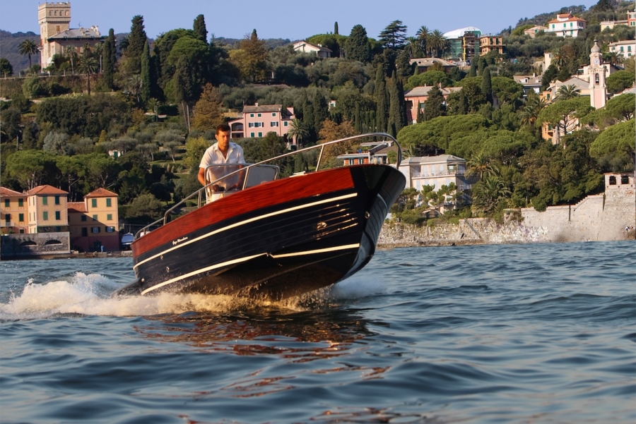 Apreamare tender, il gozzo diventa  piccolo rimanendo grandissimo...