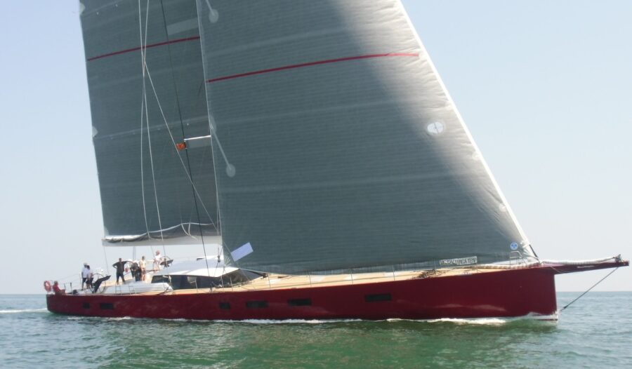 Finot Conq e Maxi Dolphin trionfano  allo ShowBoats Design Awards