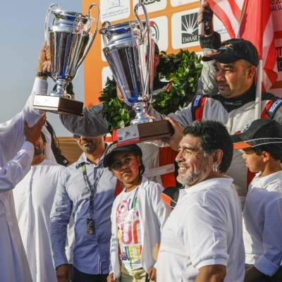 Maradona torna a Napoli. Per tifare   i campioni della velocità sull'acqua