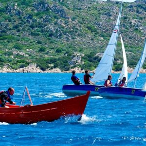 Centro velico Caprera, la scuola  che insegna l’amore per la navigazione