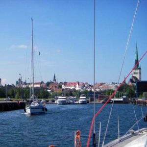 Visitare le capitali europee arrivando  dal mare in barca a vela è fantastico