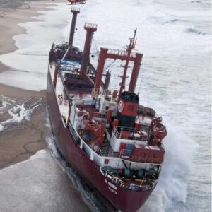 Sfidare il mare può essere pericoloso   Soprattutto se le onde impazziscono