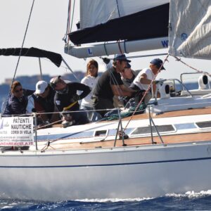 Andare a vela: alla scuola nautica di Genova vi svelano tutti i segreti