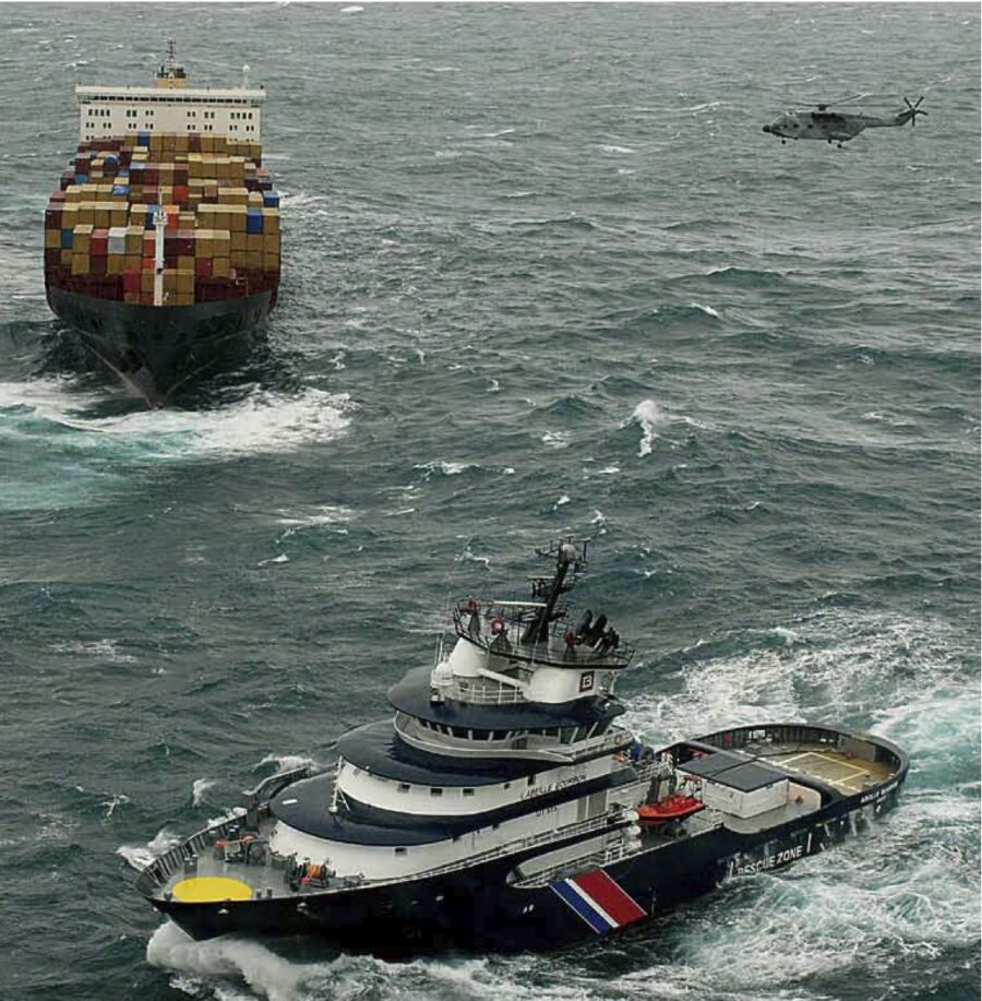 Abeille Bourbon, il rimorchiatore senza  paura che in mare sfida ogni tempesta