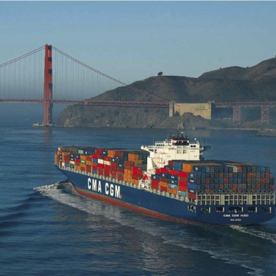 Portacontainer, i giganti del mare  trasportano "scatole" di 6 metri