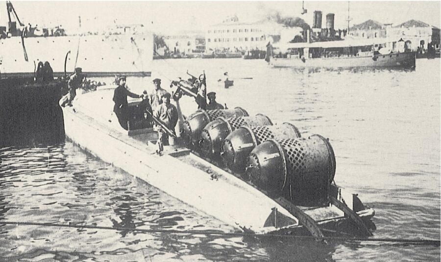 Isotta Fraschini, nata in terra cresciuta in cielo, consacrata in mare