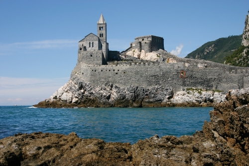 MARE ONLINE Porto Venere, il borgo di pescatori diventato un&#39;esca per i  turisti | MARE ONLINE