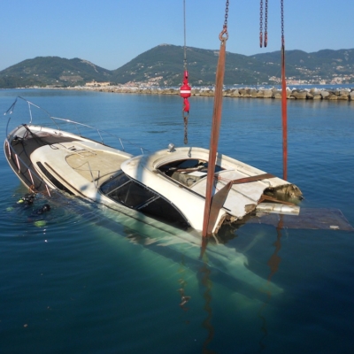 Soccorso in mare, cambiano le regole.  Chi può intervenire e a quali condizioni?