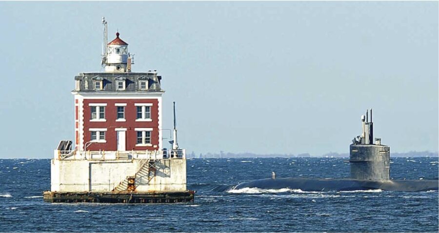 Abitare in mezzo al mare? Ecco le case  faro costruite come moderne palafitte