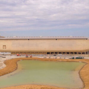 L’Arca di Noè si prepara a salpare il 7 luglio in un mare di polemiche