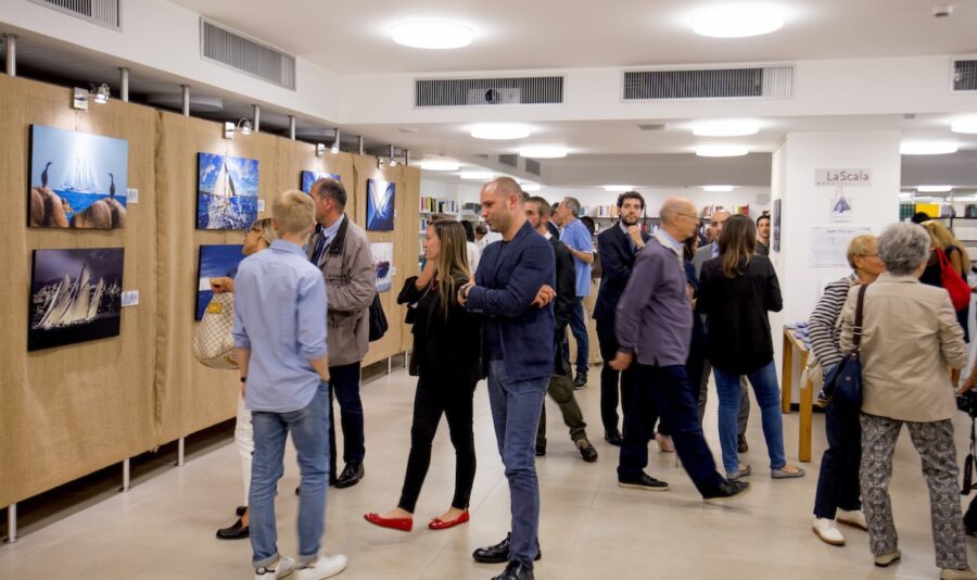 Blue Passion ha scelto 50 foto di regate  per raccontare la vela nel Mediterraneo