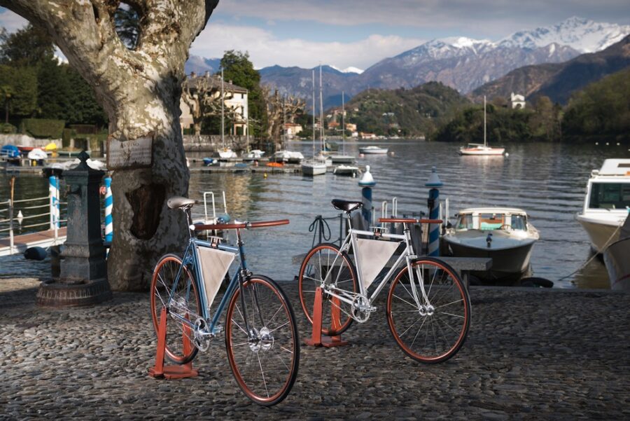 La bicicletta a vela è spinta dal vento  di novità che soffia sul lago di Como