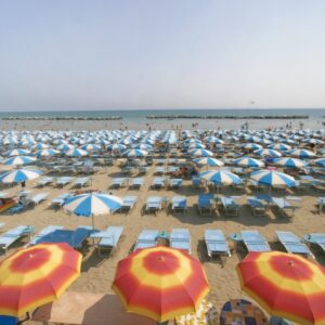Stessa spiaggia, stesso mare   ma i bagnini dovranno cambiare?