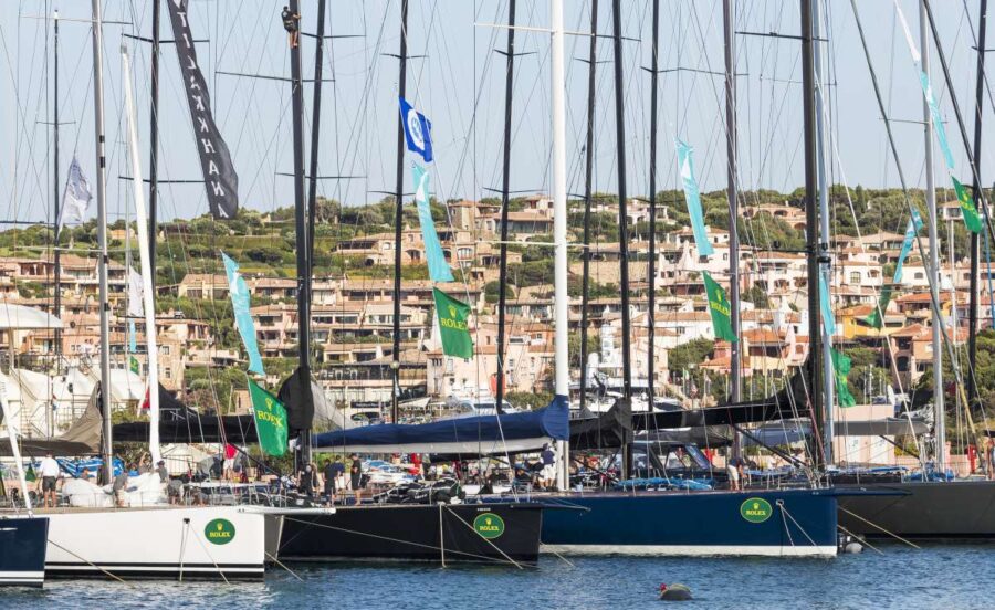 Porto Cervo, il vento gonfia le vele  della Maxi Yacht Rolex Cup