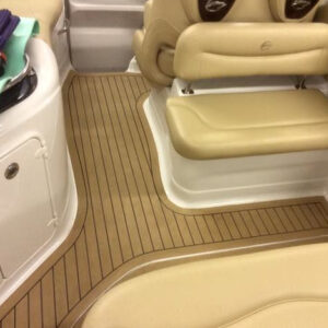 Teak sintetico meglio dell’originale?  Permateek vi sfida a provarlo in barca…