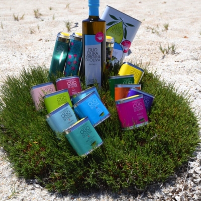 Olio al mirto, rosmarino, finocchietto, arancia: in Sardegna ha un mare di aromi
