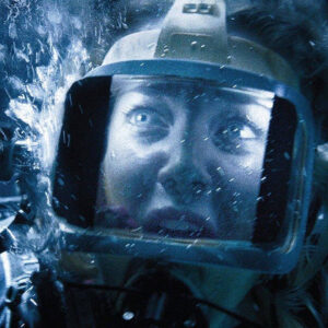 Terrore sul fondo dell’oceano a 47 metri  senza ossigeno e circondate dagli squali