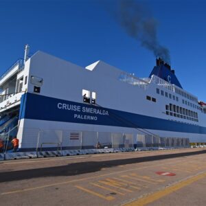 Traghetto a rate con tasso zero per chi  prenota un viaggio del costo di 300 euro