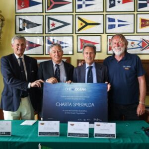 Serve un mare di firme per Charta Smeralda,  il documento nato per difendere il mare