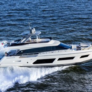 Cinque nuove stelle del firmamento Ferretti  Group risplendono nel mare di Cannes