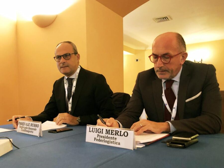 Porti, così l'Italia fa affondare 7600 posti  di lavoro e due miliardi di fatturato