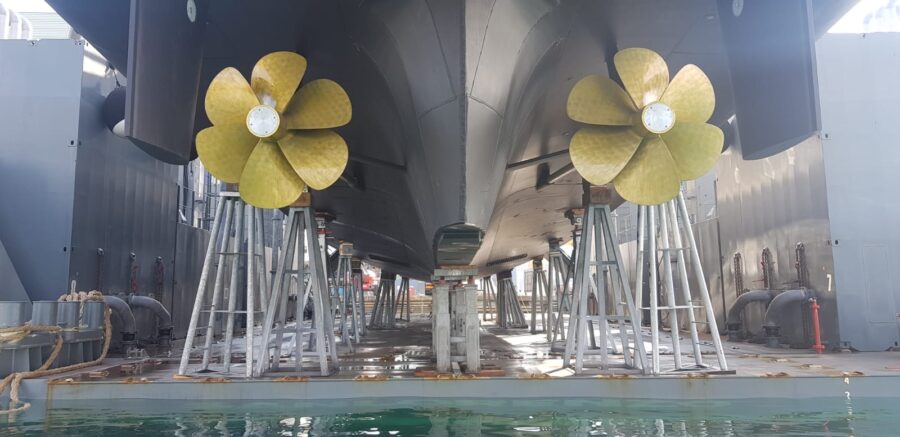 Navaltecnosud, i nostri primi 10 anni a Cannes,  trampolino di lancio nella nautica più grande