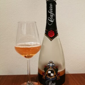 Rosè Caferro, le bollicine color salmone  che si abbinano a un mare di pesci