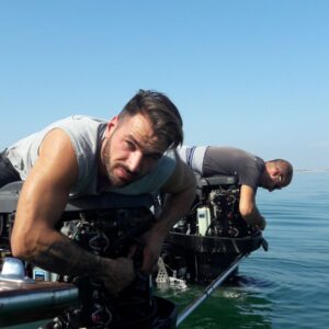 Cantiere Motonautico S&C, l’officina mobile  con al volante due assi dell’offshore