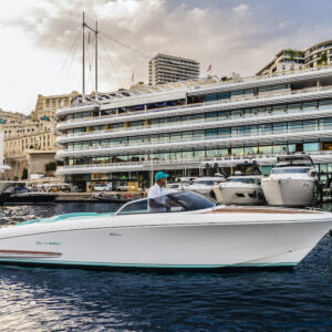 El-Iseo, il primo motoscafo Riva Full  electric naviga fra passato e futuro