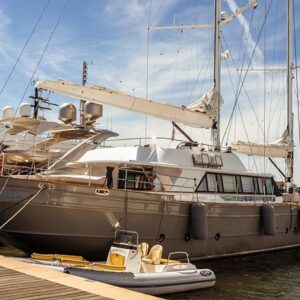 One Force, trovare simili gioielli nautici  in vendita capita solo pochissime volte