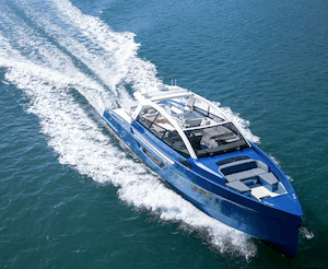 Sialia Yachts, al Salone di Cannes il futuro  della navigazione elettrica è già presente