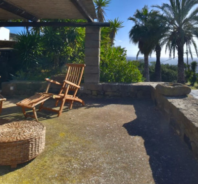 Dammusi da sogno a Pantelleria: all'asta ce n'è  uno capace addirittura di farsi in quattro