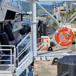 Navaltecnosud, le passerelle sempre pronte  a “salire a bordo” dei più affascinanti yacht