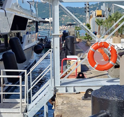 Navaltecnosud, le passerelle sempre pronte  a "salire a bordo" dei più affascinanti yacht
