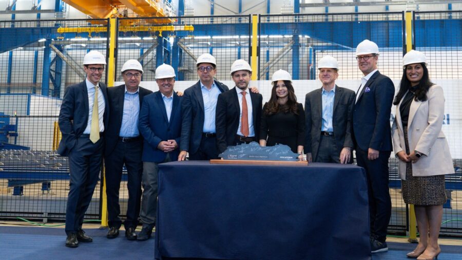 Fincantieri, il taglio della lamiera sancisce  la nascita della prime delle "gemelle" Prestige